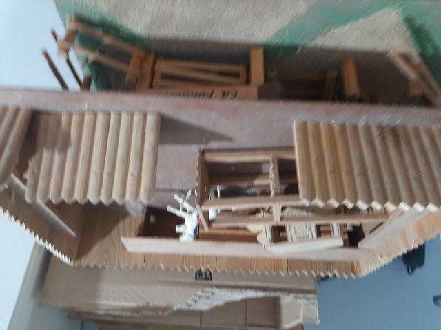 Antigua caja de madera