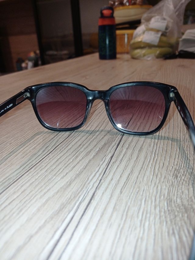 Occhiali da sole Lozza neri e viola