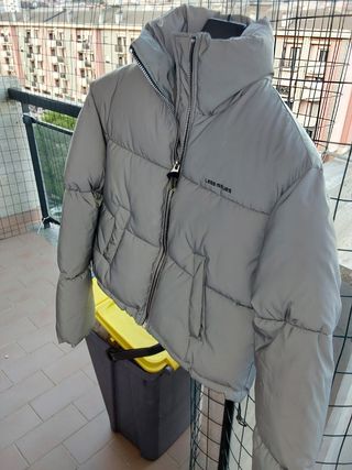 Piumino Bershka grigio