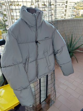 Piumino Bershka grigio