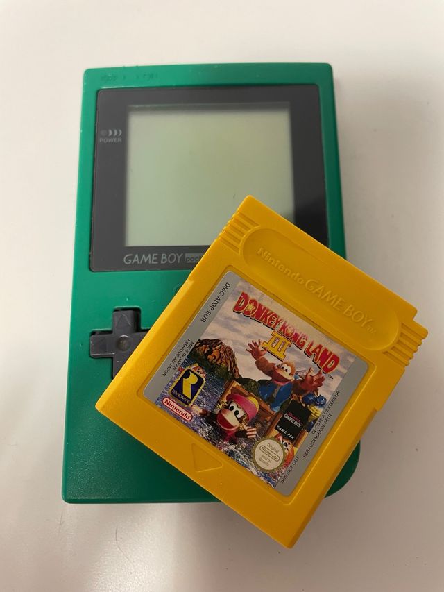 Consola Game Boy Pocket Verde + Donkey Kong Land