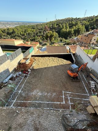 Limpieza de terrenos excavaciones cimentaciones