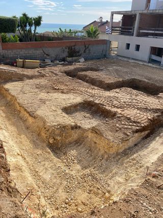 Limpieza de terrenos excavaciones cimentaciones