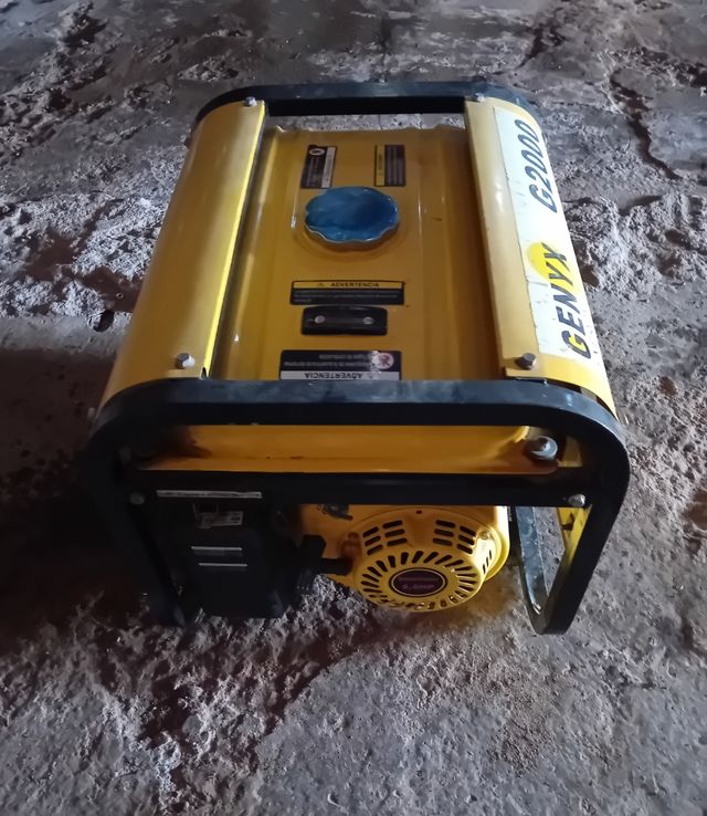 Generador Eléctrico GENYX G2000
