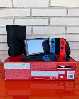 Nintendo Switch - Azul/Rojo