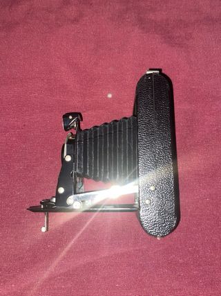 Câmera de fole Kodak Júnior Six-20