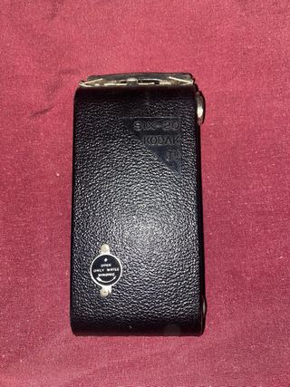 Câmera de fole Kodak Júnior Six-20