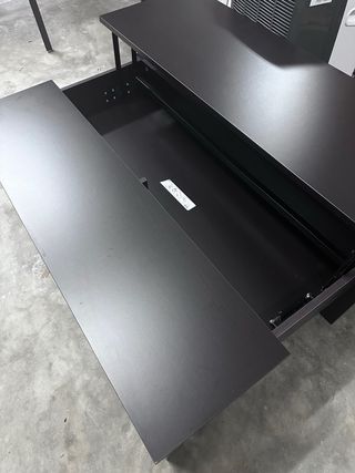Mesa de centro negra de Ikea