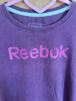 Camiseta Vintage Reebok Morado/Fucsia