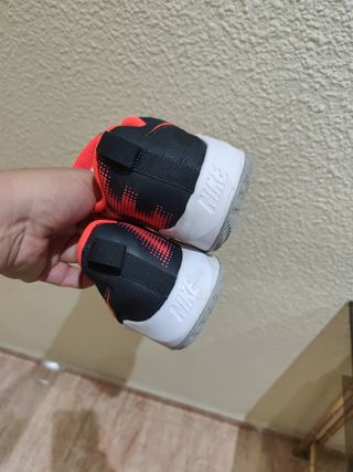 Zapatillas Nike Negras y Rosas