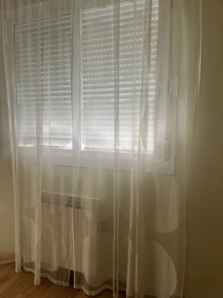 Cortinas blancas de tela