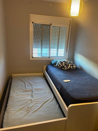 Cama individual con cajones