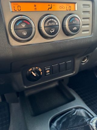 Nissan Navara 2009
