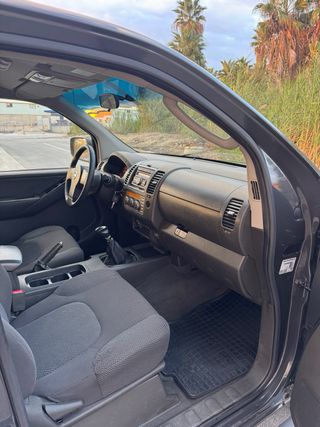 Nissan Navara 2009