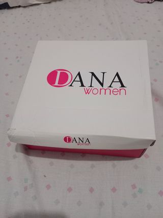 Tacones plateados con brillo, talla 37. NUEVOS