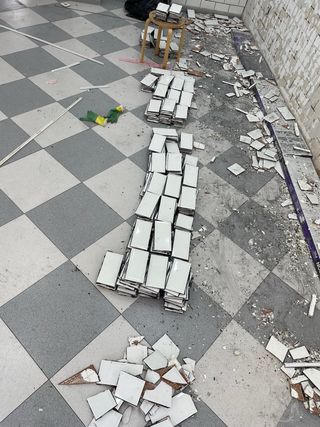 Azulejos blancos para baño o cocina