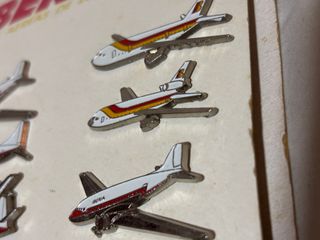 Colección completa de 10 Pins IBERIA LAE