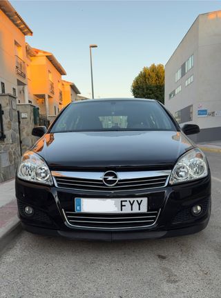 Opel Astra 2008