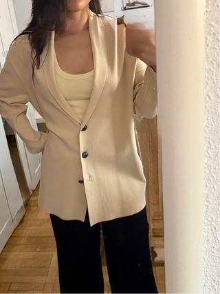 Chaqueta Zara Beige