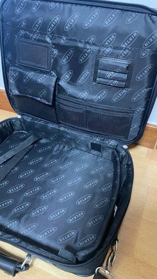Maletín para portátil Belkin negro