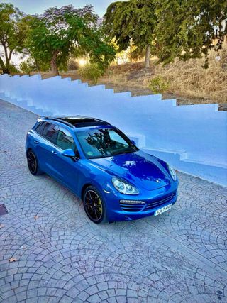 Porsche Cayenne exclusivo SUV DE LUJO