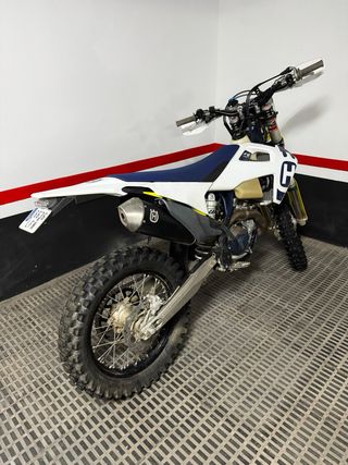 Husqvarna 450 FE 2020 - 185 horas