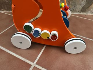 Andador bebé madera zorro xilófono