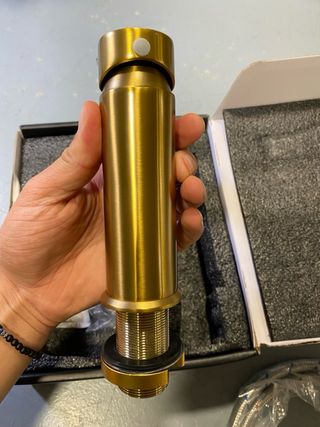 Torneira de Lavatório BELZ Dourada