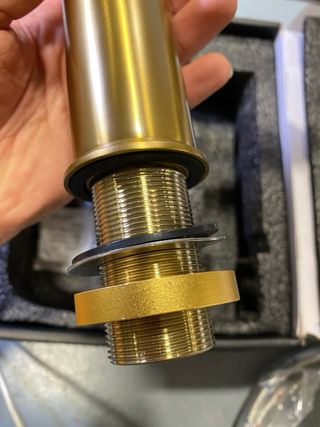 Torneira de Lavatório BELZ Dourada