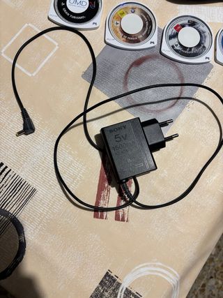 PSP nera con custodia e giochi