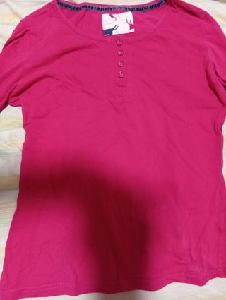 Camisa rosa con botones