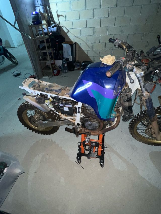 Despiece completo Honda XRV 750 RD04