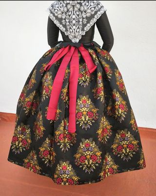 Traje de fallera 