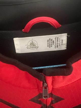 Chaqueta Disney Marvel Roja y Negra