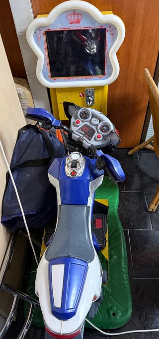 Máquina recreativa moto niños
