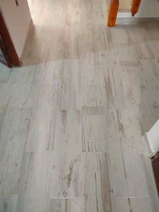 180 uds Suelo porcelánico imitación madera Tribeca