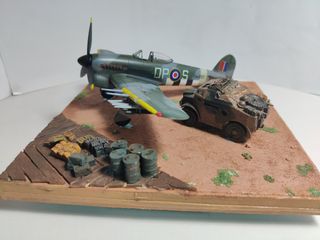 Maqueta Hawker Typhoon y Morris Quad
