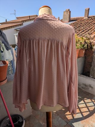 Blusa rosa oversized de plumeti talla L
