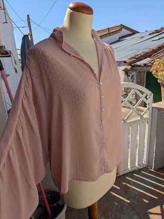 Blusa rosa oversized de plumeti talla L