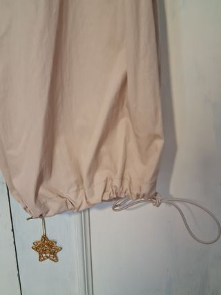 Pantalones cargo Zara anchos nude