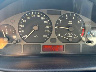 BMW 318i 2002 198.000km 143cv azul