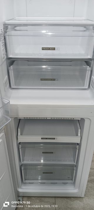 Nevera Combi Blanca Whirlpool
NO FROST ENERGÍA A+