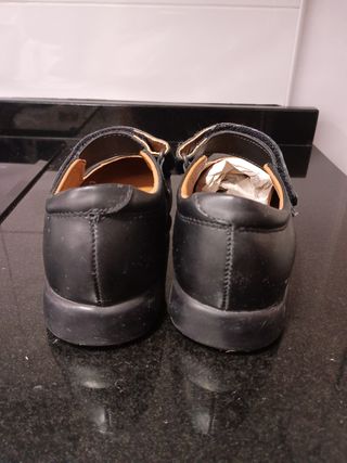 Zapatos colegiales niña negros Talla 36
