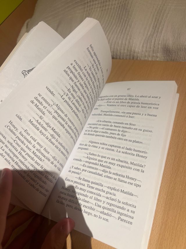 MATILDA (Spanish Edition)