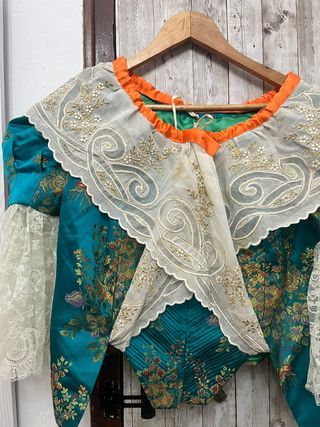 Traje regional manga farol