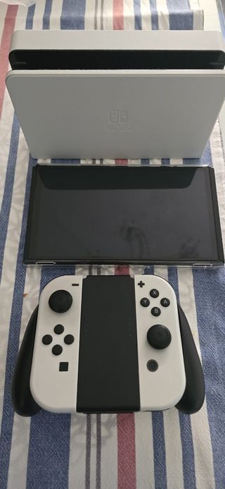 Nintssendo Switch OLED Blanca