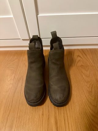 Botines Chelsea Tamaris verde oliva 