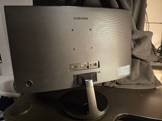 Monitor Samsung CF390 24" Curvo