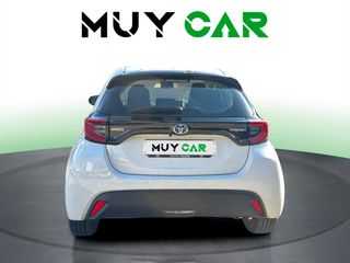 Toyota Yaris 120H Active Tech 85 kW (116 CV)
