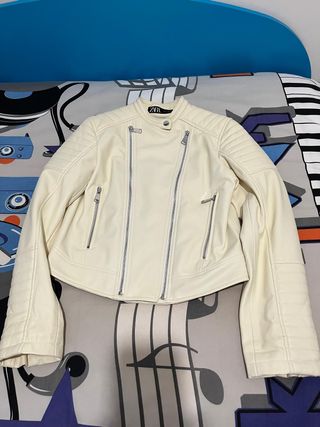 Cazadora Biker Zara Blanco Roto